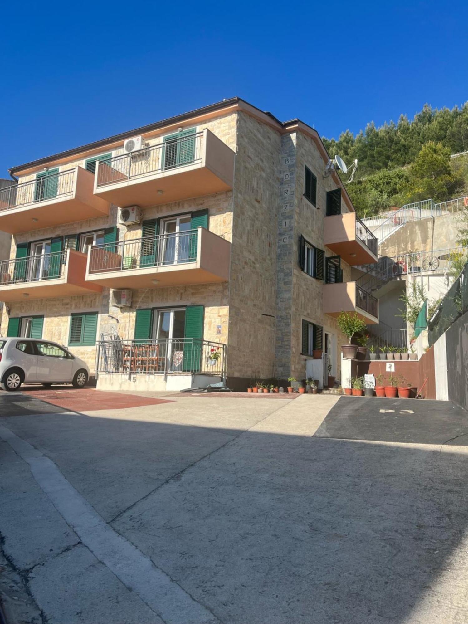 Villa Borzic Omiš Εξωτερικό φωτογραφία